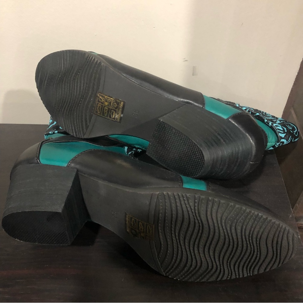 NWOT Incredible Leather Boots - Picture 3 of 10
